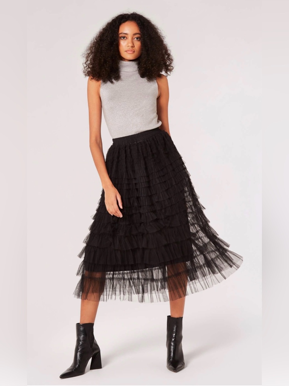 Pleated Layered Midi Skirt - Picture 2 of 8